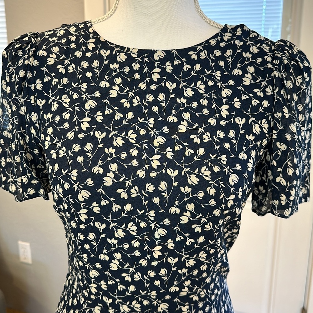 REFORMATION Short Sleeve Knee length Navy White Floral Dress - Picture 2 of 10